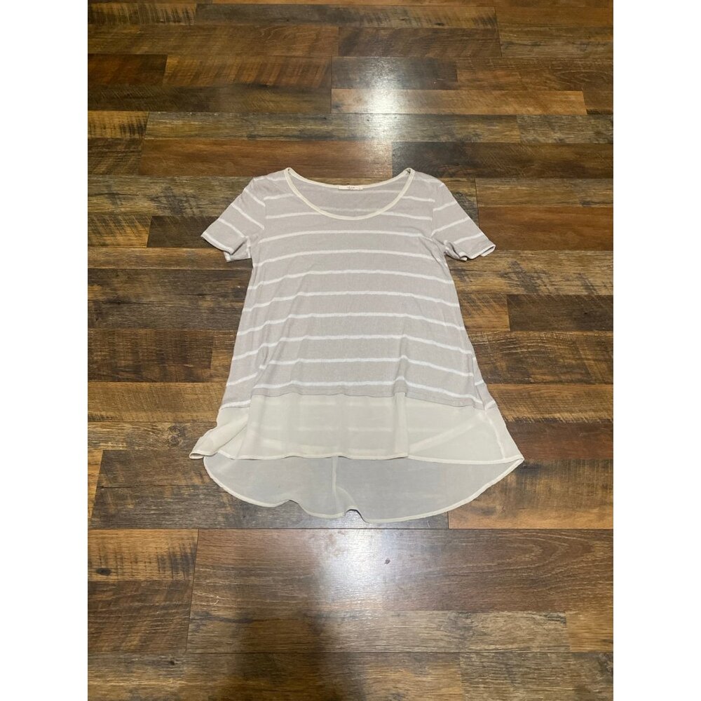 le‎ lis short sleeved top